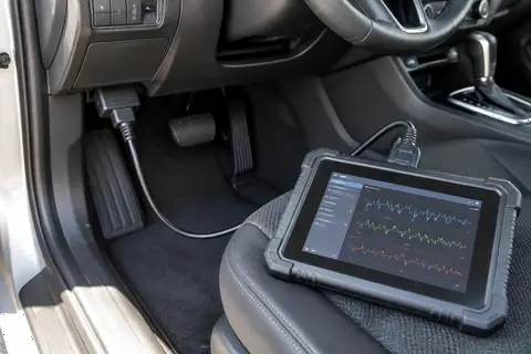 Gebze oto ekspertiz Elektronik & OBD kontrolü